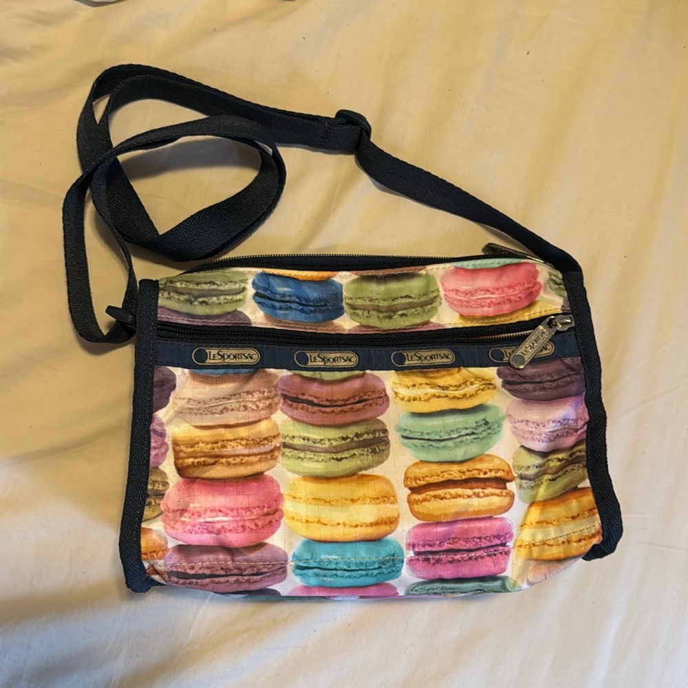 LeSportsac Classic Macarons Pattern Size in Photos Cross Body Shoulder Bag
